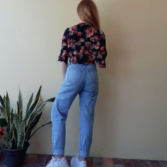 Floral Button Down - Picture 2 of 5